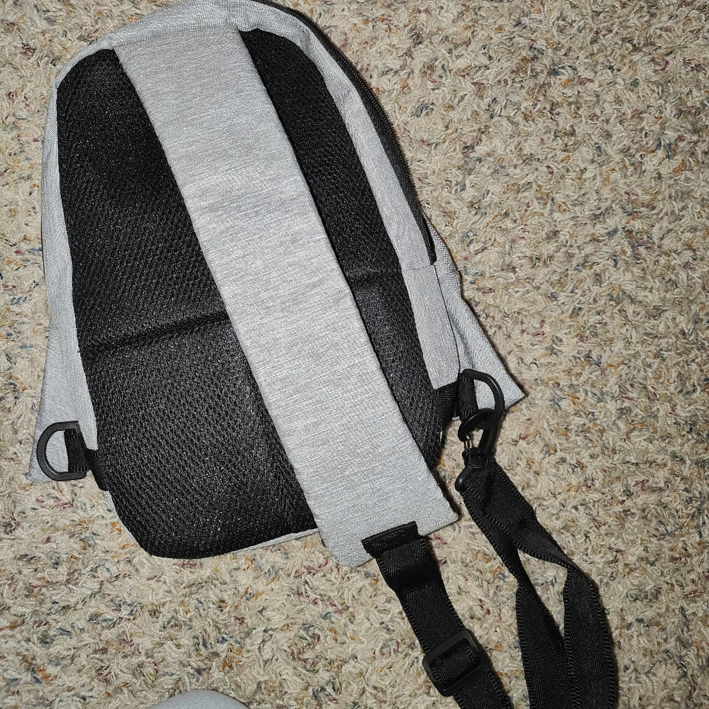 Fitkicks Gray Women’s Backpack Sling